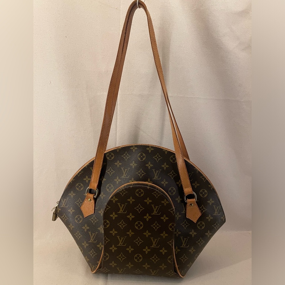 Louis Vuitton Ellipse GM
